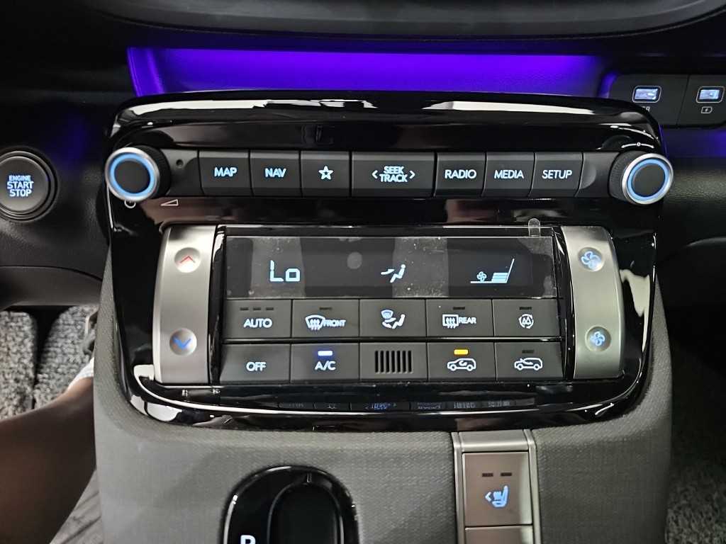 HYUNDAI Casper - Vista 10