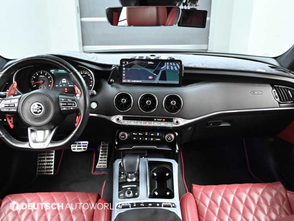 KIA Stinger - Vista 7