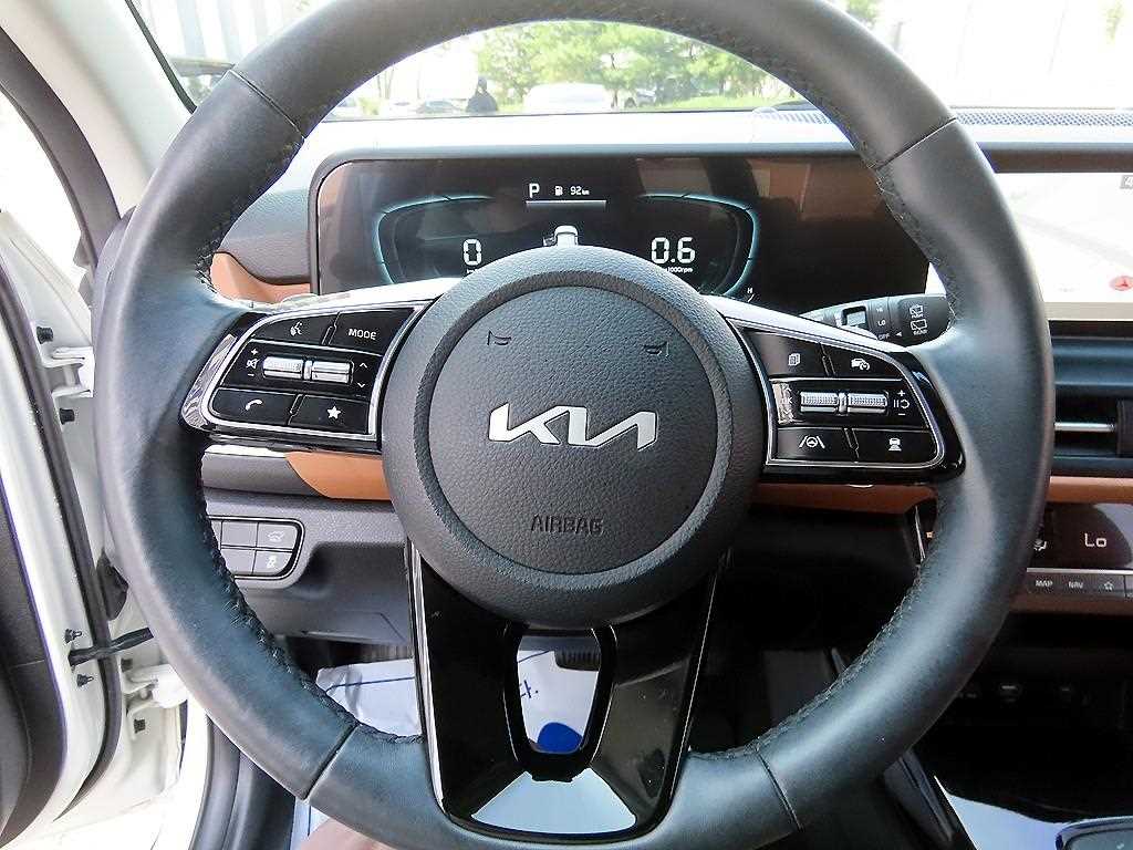 KIA Seltos - Vista 8