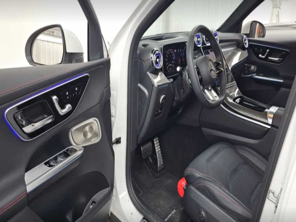 Mercedes Benz GLC Class - Vista 12