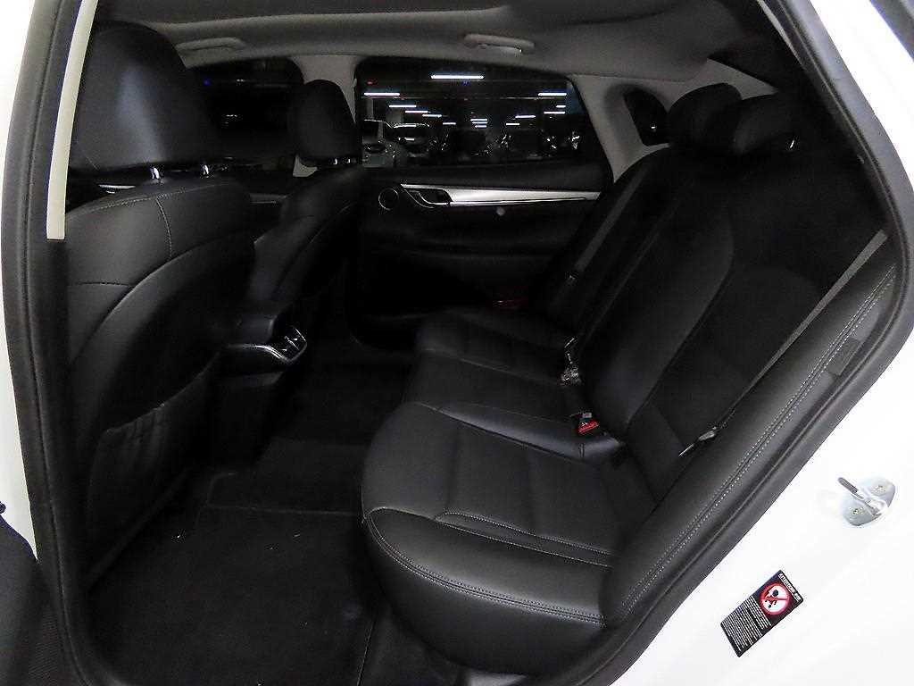 HYUNDAI Grandeur - Vista 7