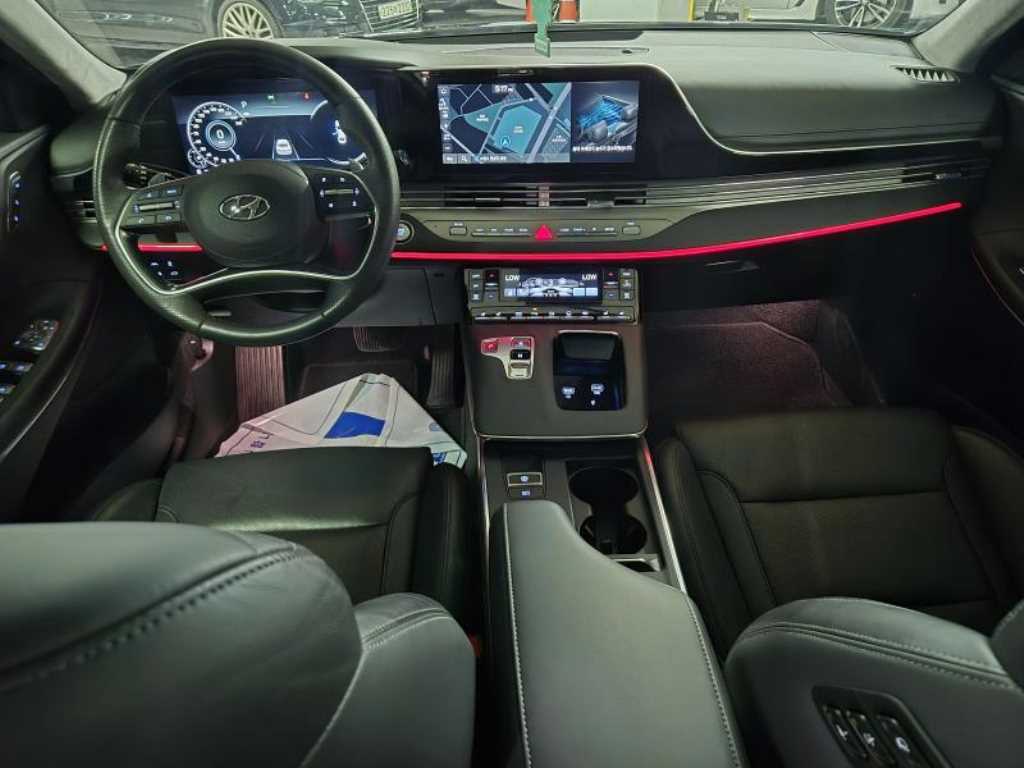 HYUNDAI Grandeur - Vista 8