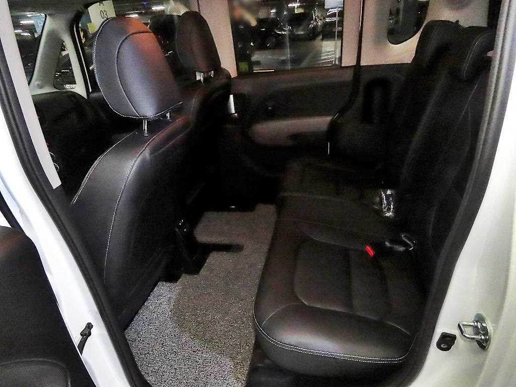 KIA Ray - Vista 7