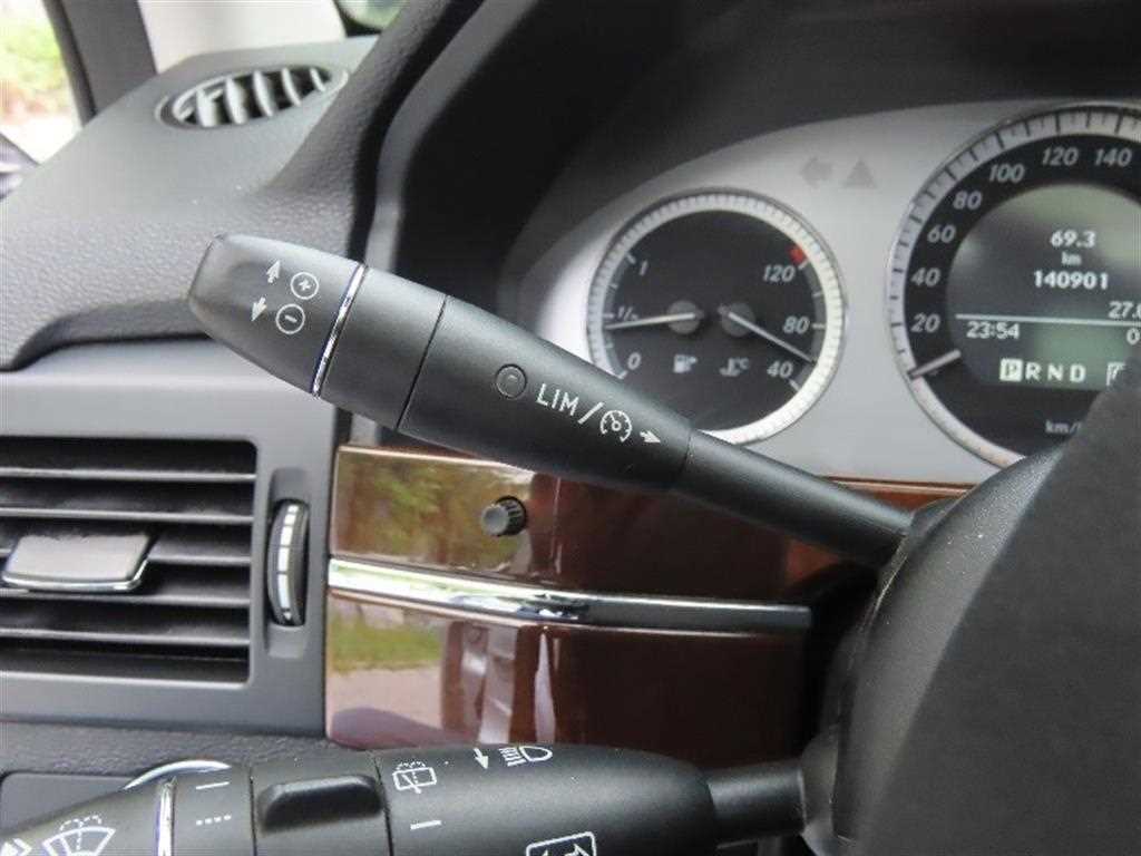 Mercedes Benz GLK Class - Vista 11
