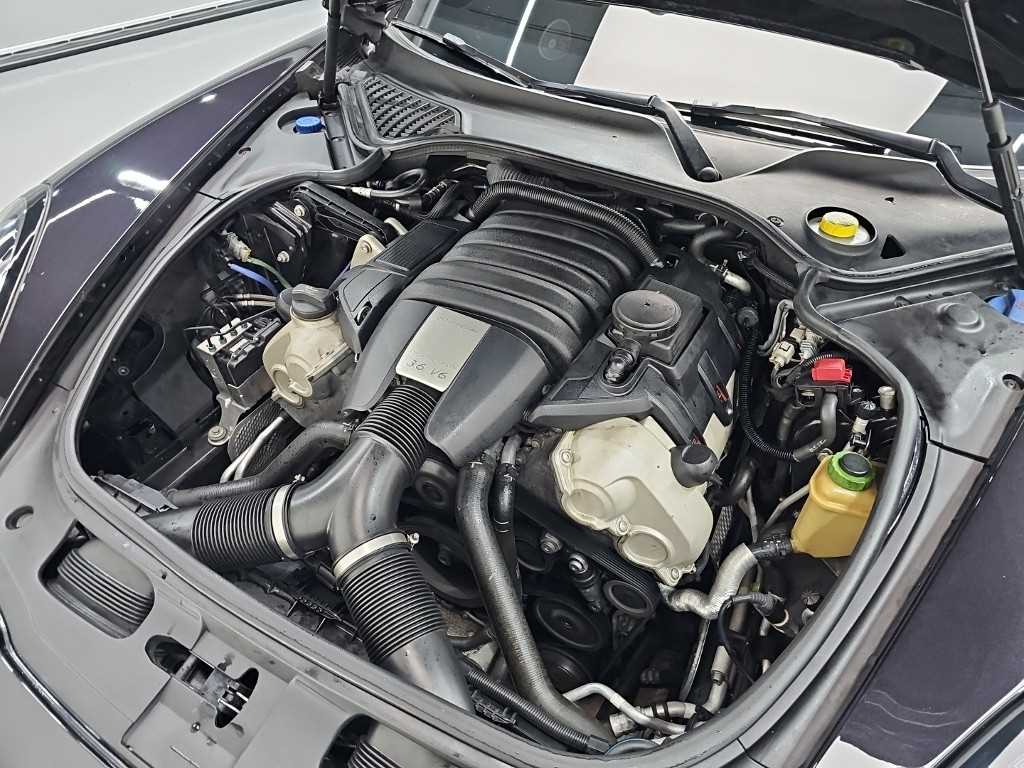 Porsche Panamera - Vista 5
