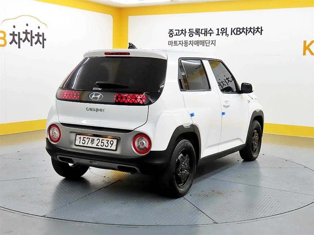 HYUNDAI Casper - Vista 5