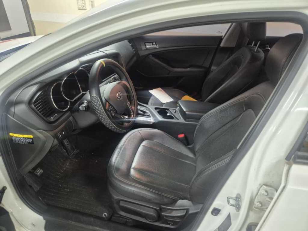 KIA K5 - Vista 6