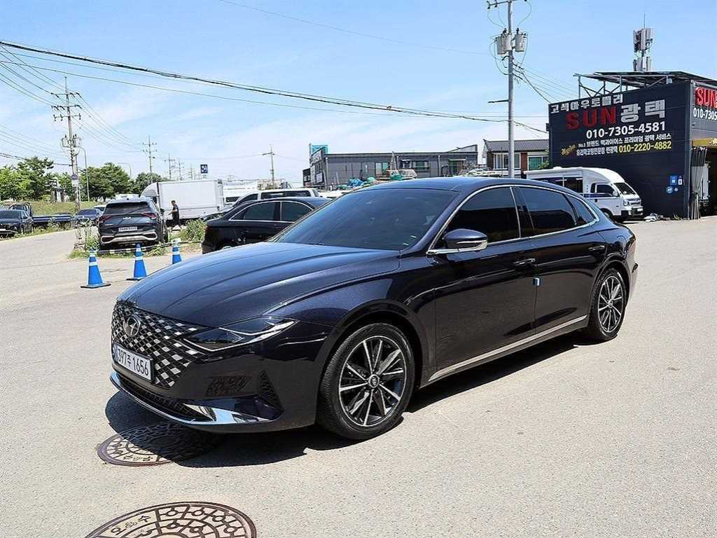 HYUNDAI Grandeur - Vista 2