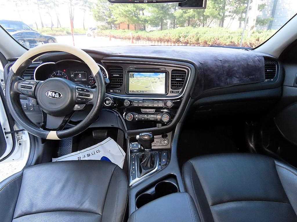 KIA K5 - Vista 7