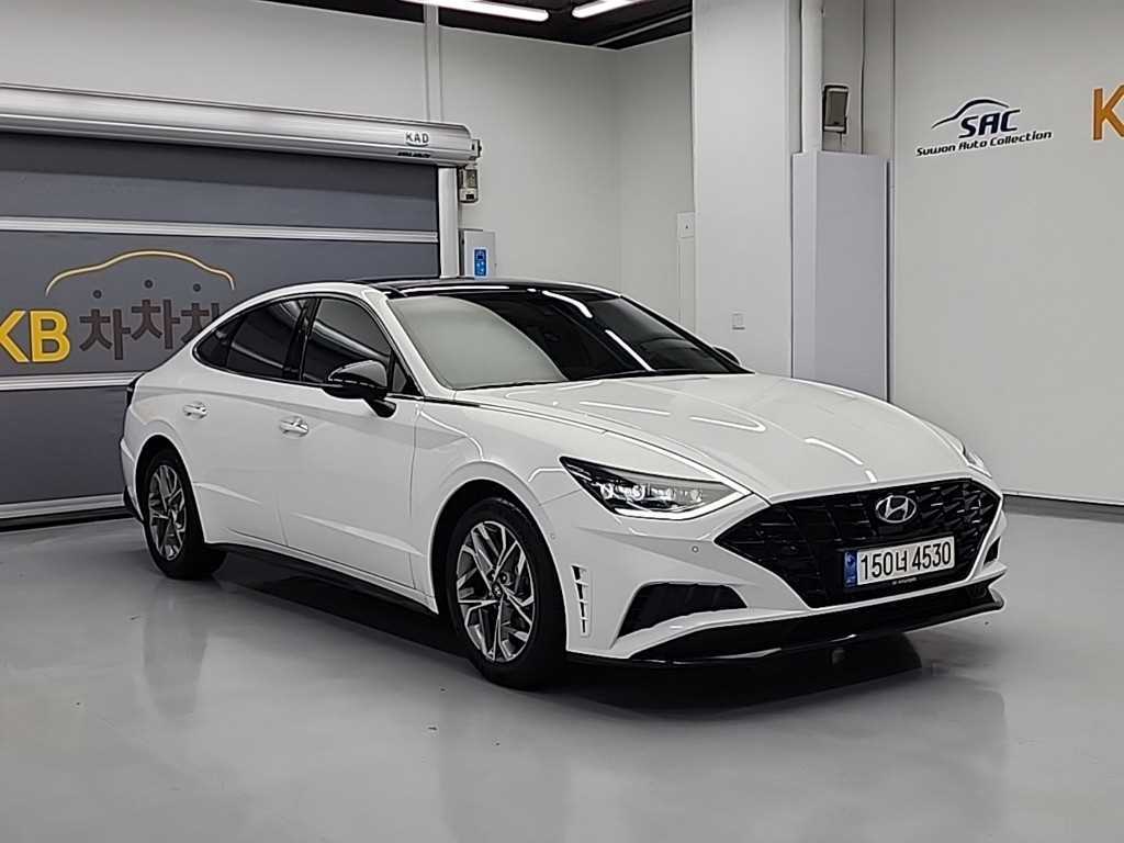 HYUNDAI Sonata - Vista 4