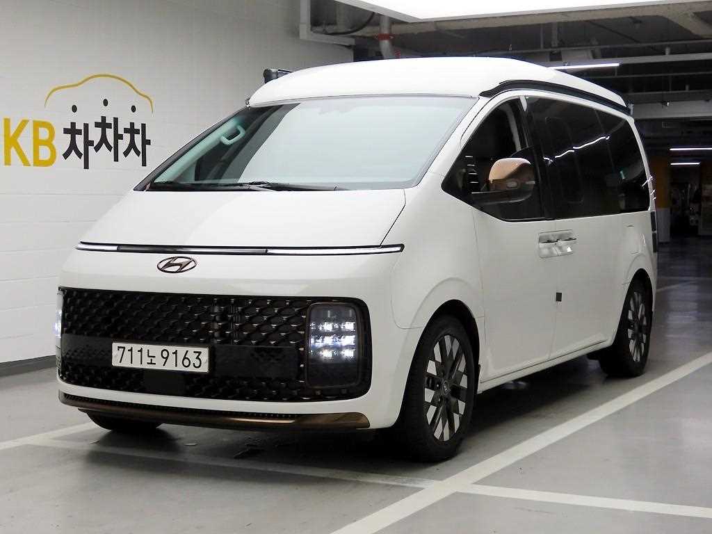 HYUNDAI Staria - Vista 2