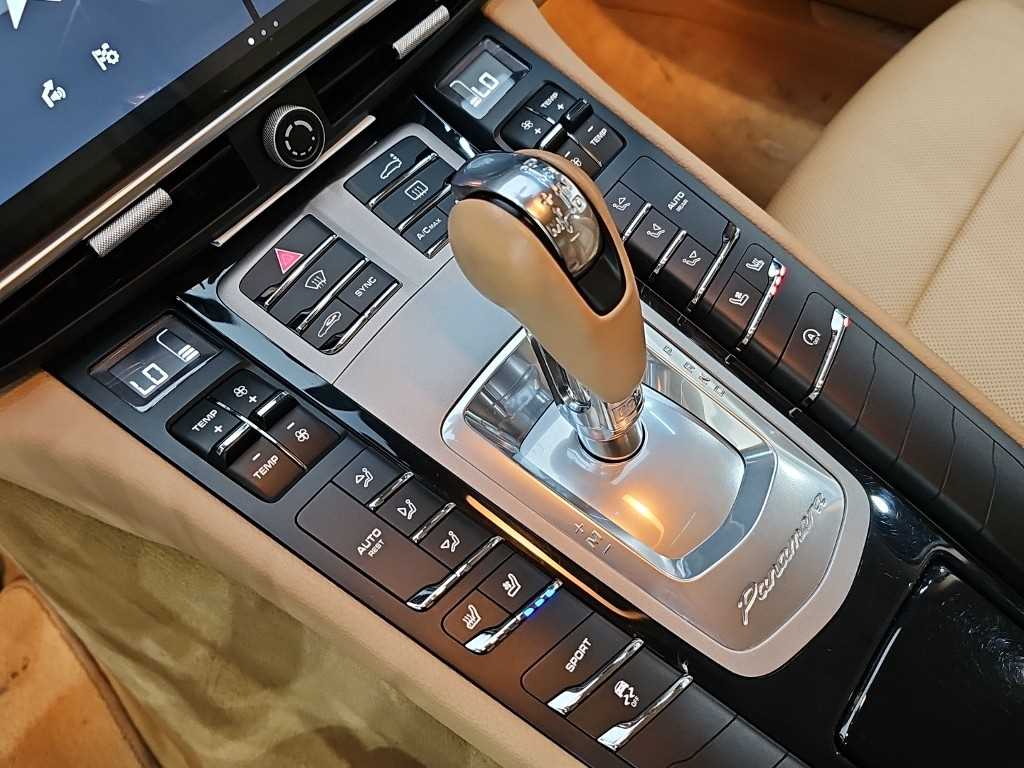 Porsche Panamera - Vista 8