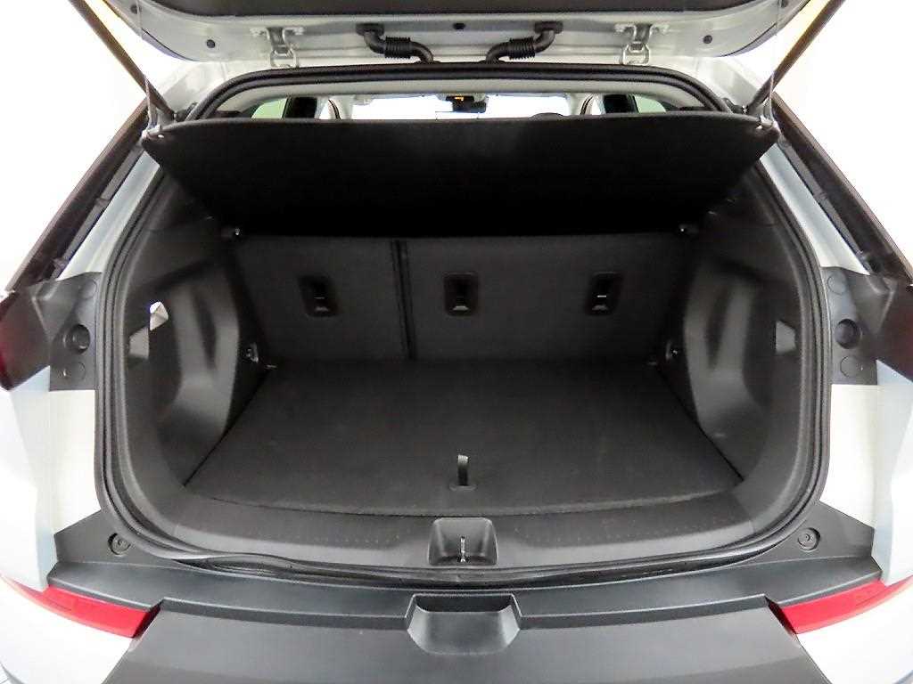 Chevrolet Bolt 2023 Gris - Importación desde Corea - HF Imports Iquique - Foto 17
