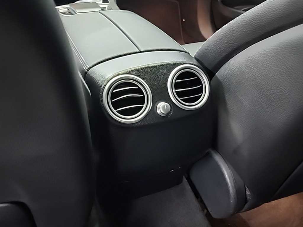 Mercedes Benz GLC Class 2022 Negro - Importación desde Corea - HF Imports Iquique - Foto 13