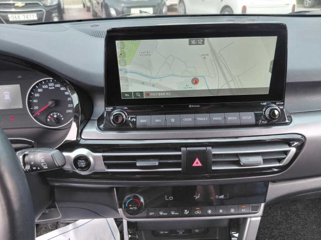 KIA Seltos - Vista 12
