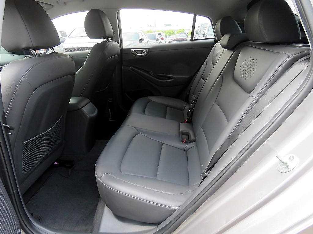 HYUNDAI Ioniq - Vista 7