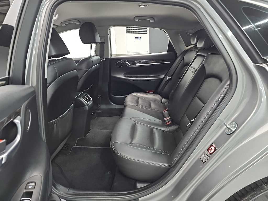 HYUNDAI Grandeur - Vista 12