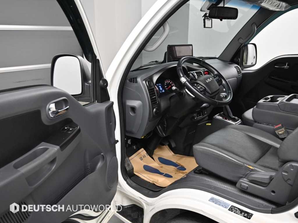 Small Truck Normal Box(High Deck) - Vista 11