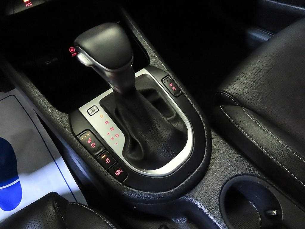 KIA K3 - Vista 12