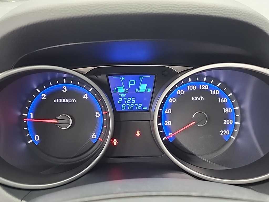HYUNDAI Tucson - Vista 6