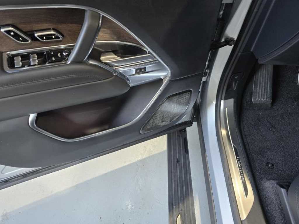 Land Rover Range Rover - Vista 8