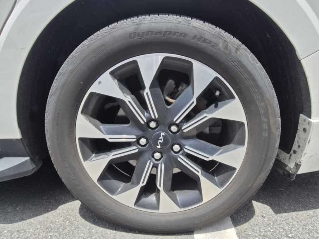 KIA Carnival - Vista 7