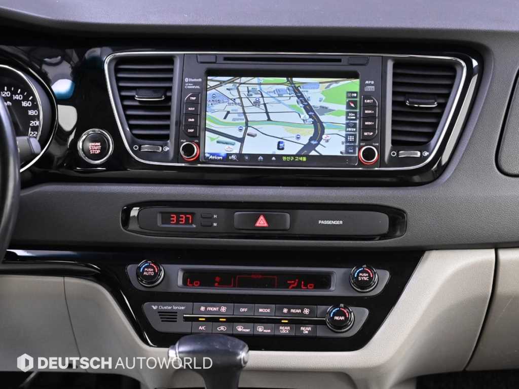 KIA Carnival 2017 - Importación desde Corea - HF Imports Iquique - Foto 14