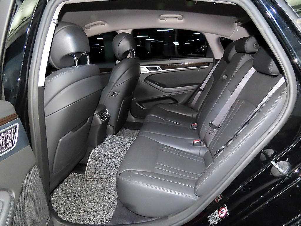 Genesis G80 - Vista 7