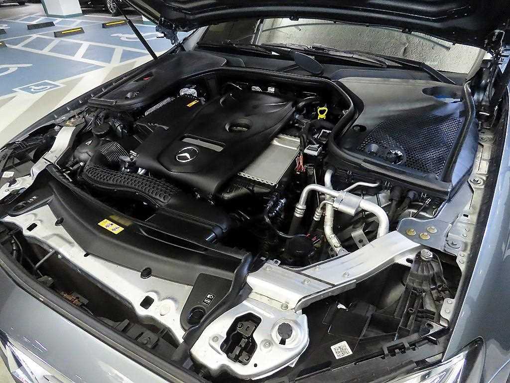 Mercedes Benz E class 2019 Gris - Importación desde Corea - HF Imports Iquique - Foto 19