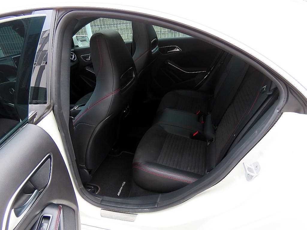 Mercedes Benz CLA Class - Vista 7
