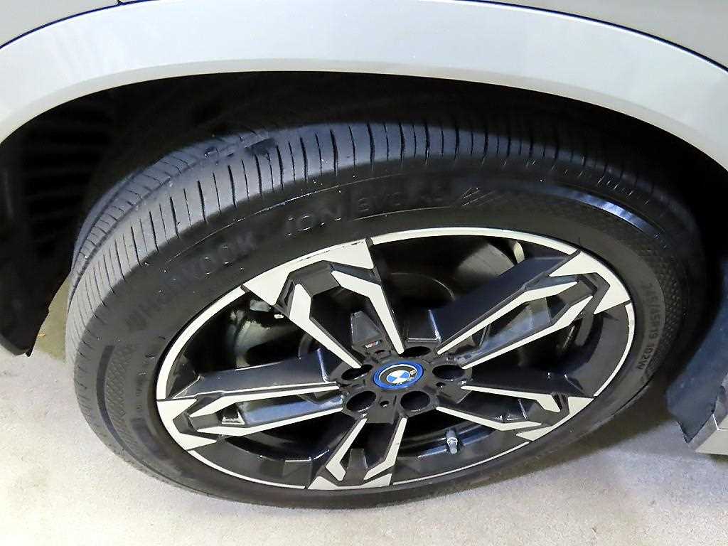 BMW iX1 2023 Gris - Importación desde Corea - HF Imports Iquique - Foto 20