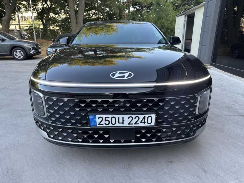 HYUNDAI Grandeur - Vista 2