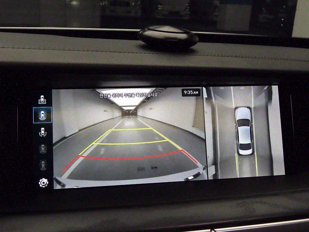 Genesis G90 - Vista 8