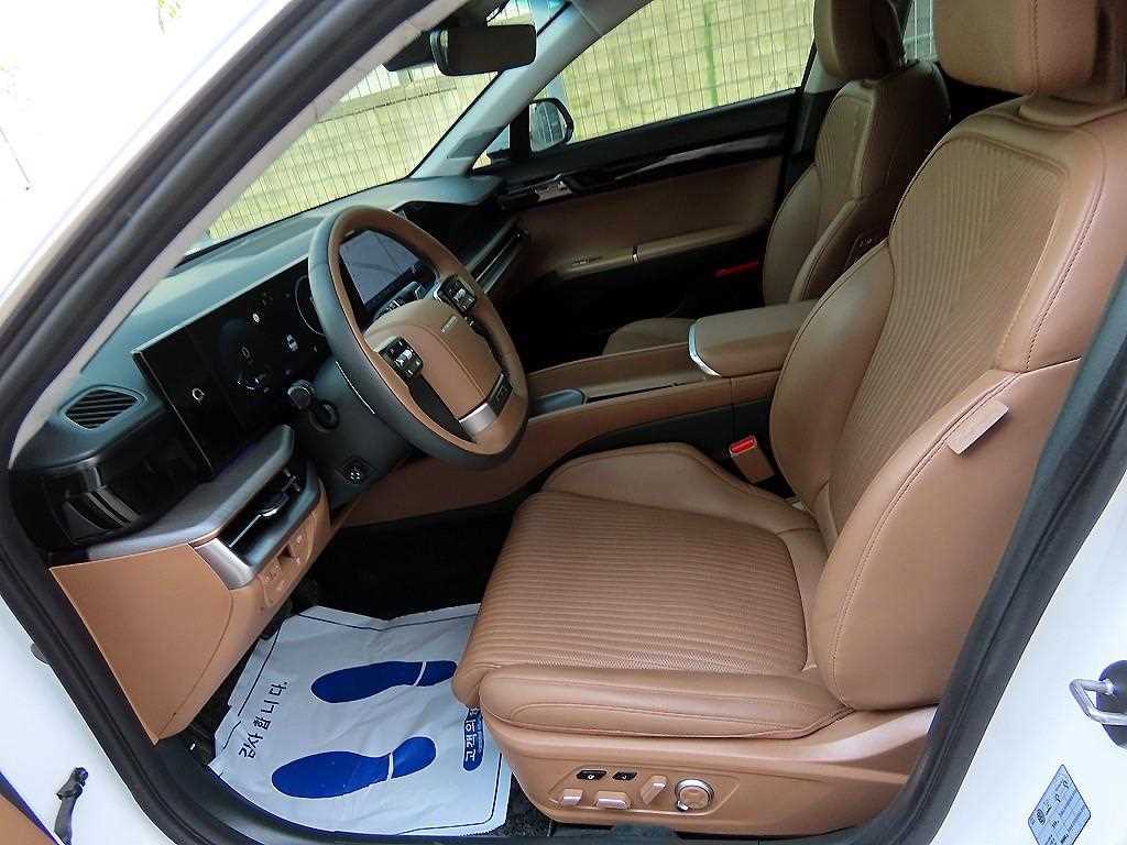 HYUNDAI Grandeur - Vista 5