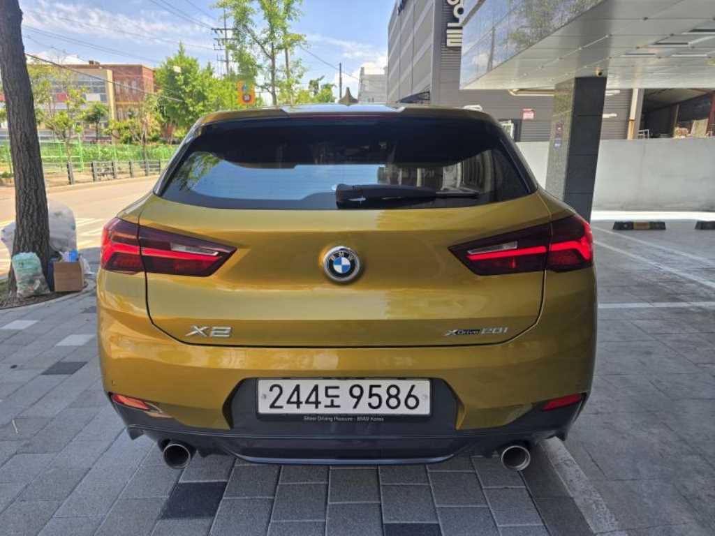 BMW X2 - Vista 5