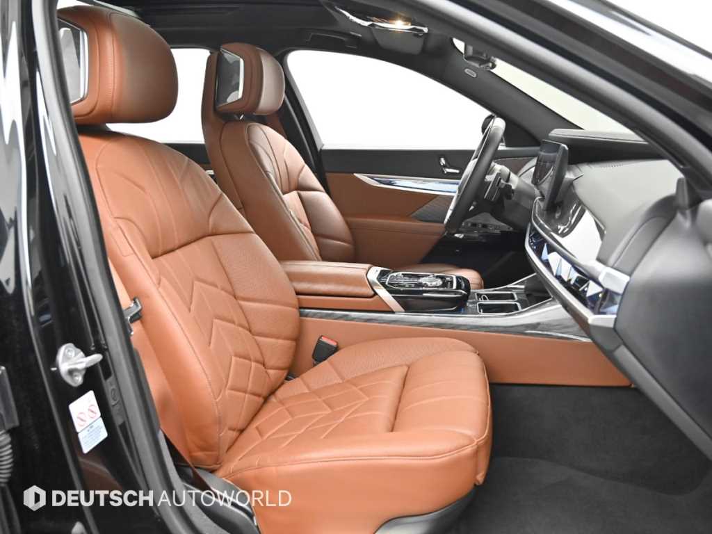 BMW 7 Series - Vista 10