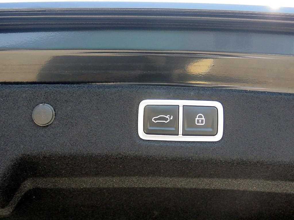 HYUNDAI Grandeur - Vista 5
