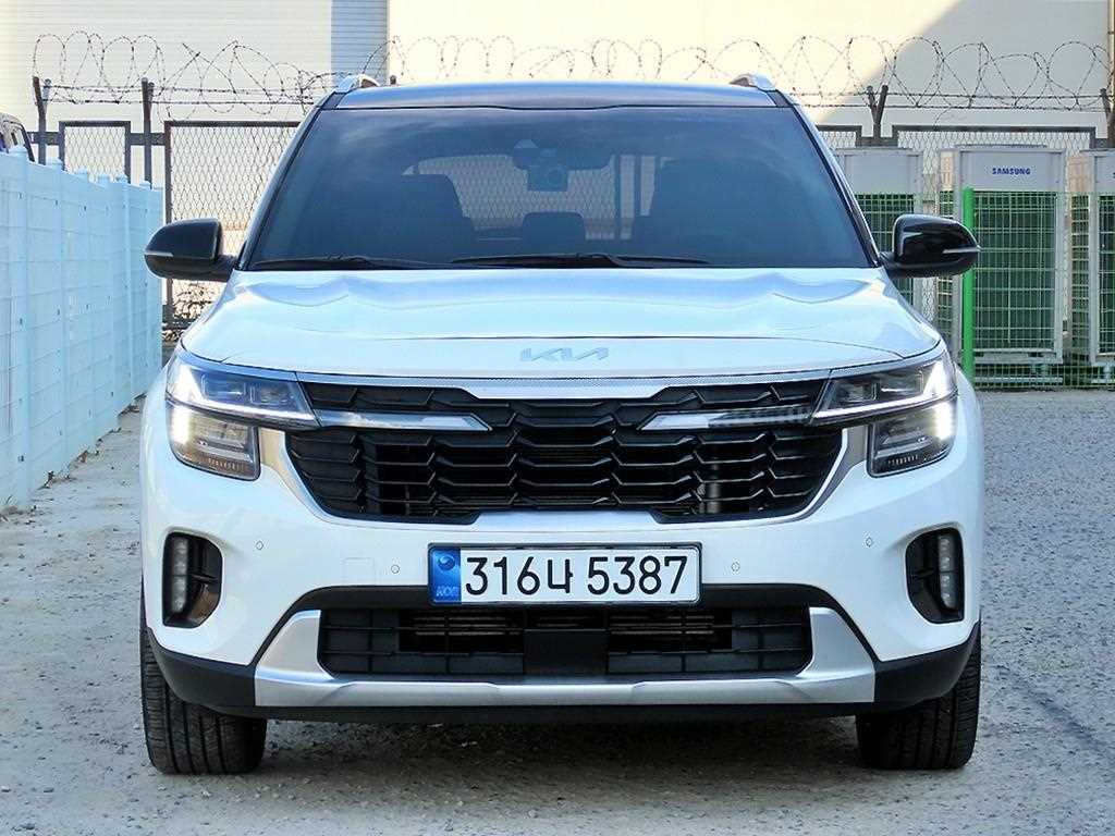 KIA Seltos 2024 Blanco - Importación desde Corea - HF Imports Iquique - Foto 1