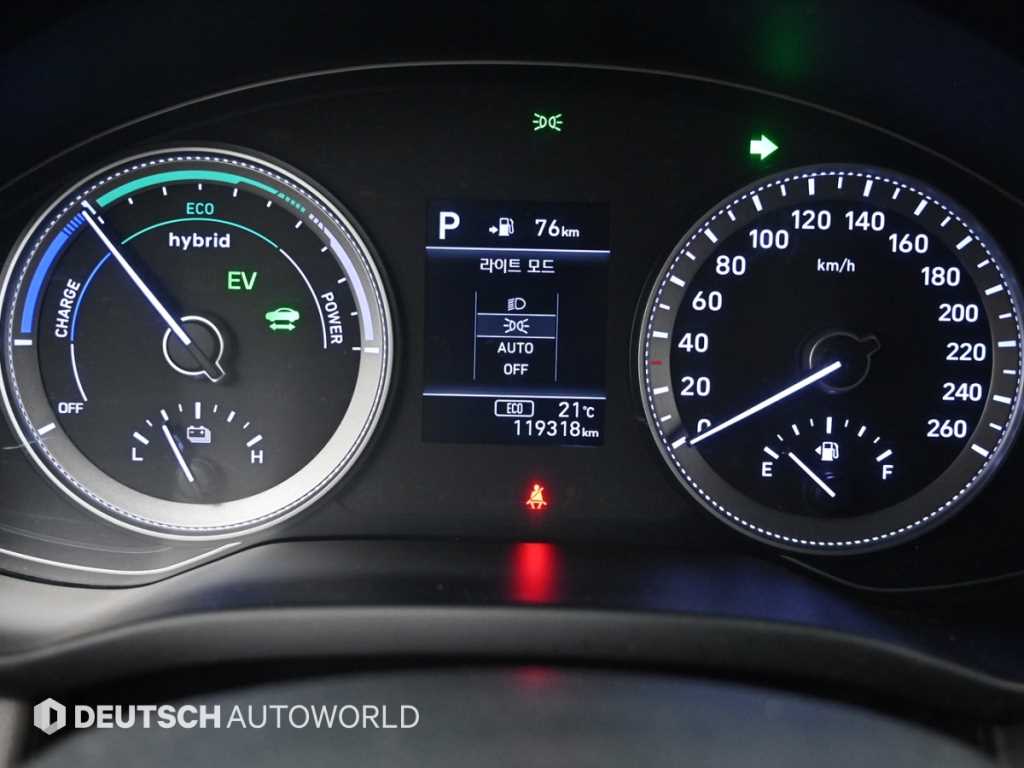 HYUNDAI Grandeur - Vista 5