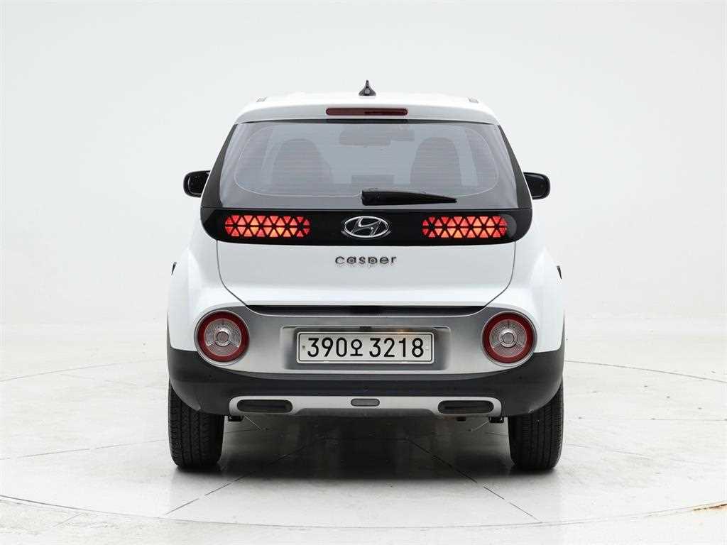 HYUNDAI Casper - Vista 5