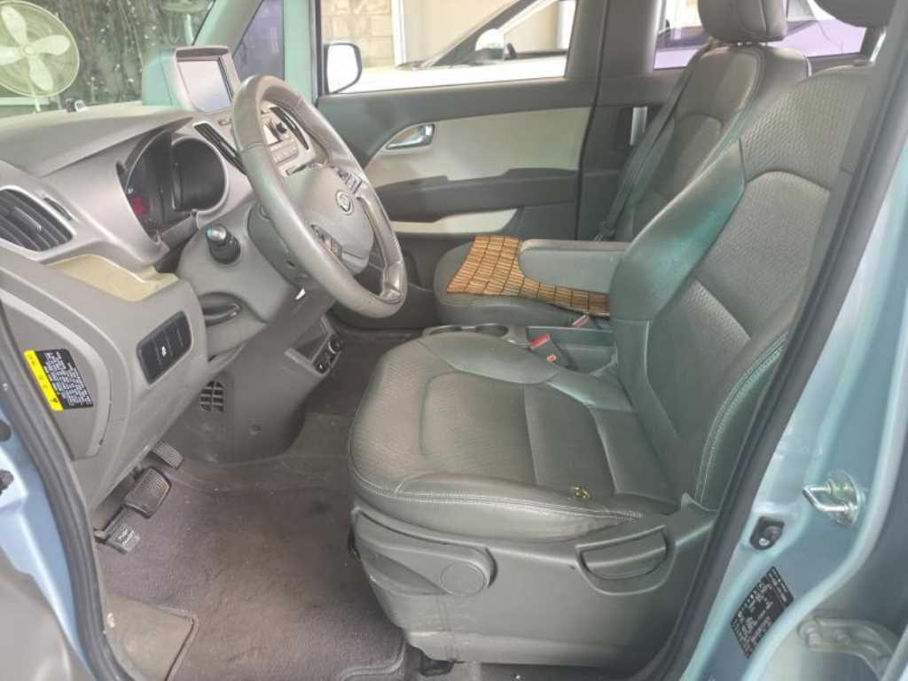 KIA Ray - Vista 6