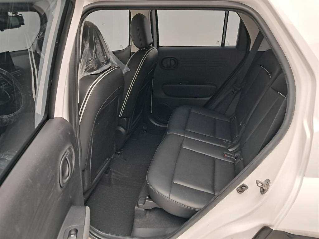 HYUNDAI Casper - Vista 12