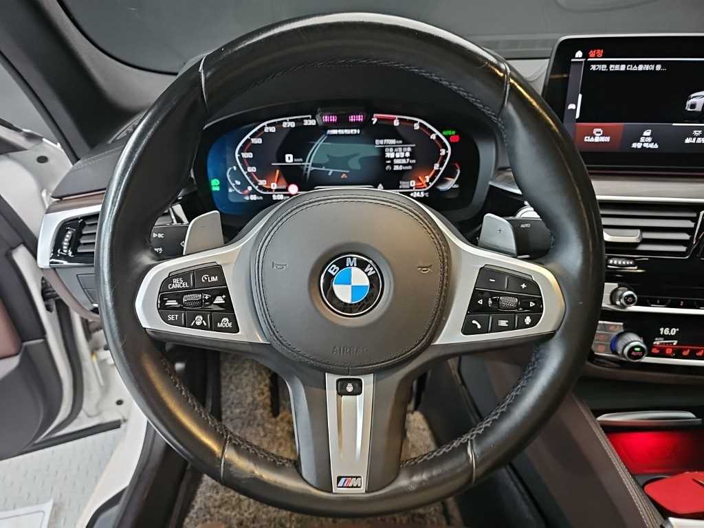 BMW 5 Series - Vista 9