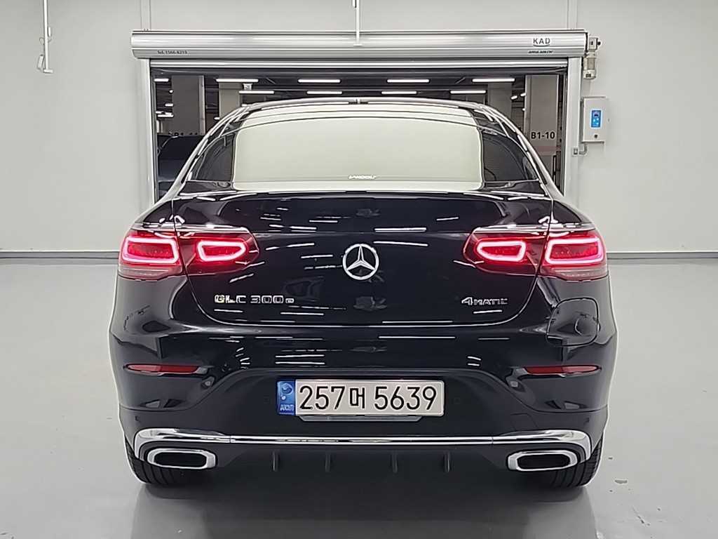 Mercedes Benz GLC Class - Vista 3