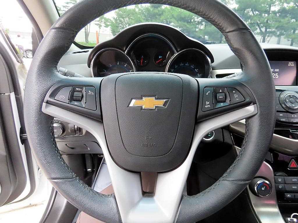 Chevrolet Cruise - Vista 8