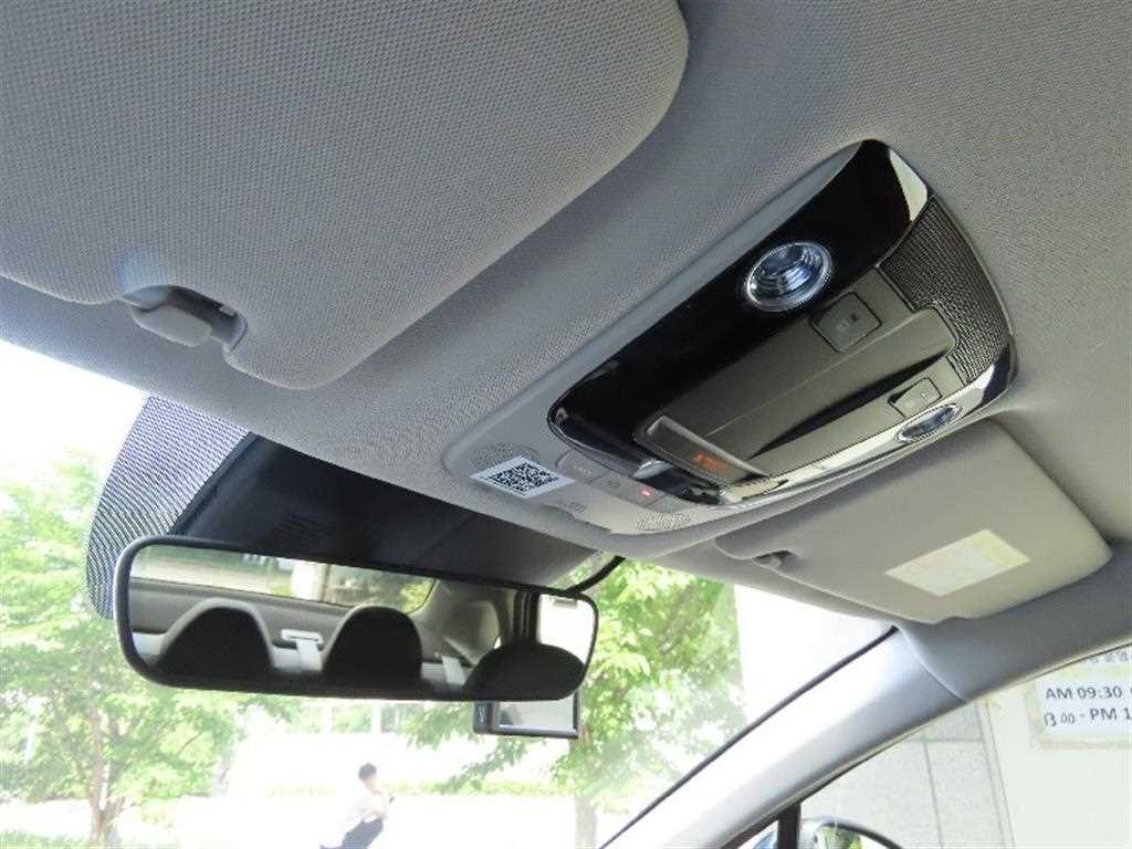KIA K5 - Vista 10