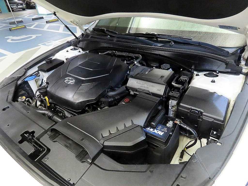 HYUNDAI Grandeur 2017 Blanco - Importación desde Corea - HF Imports Iquique - Foto 19