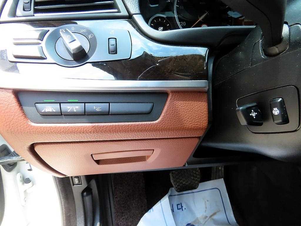 BMW 5 Series 2016 Blanco - Importación desde Corea - HF Imports Iquique - Foto 13