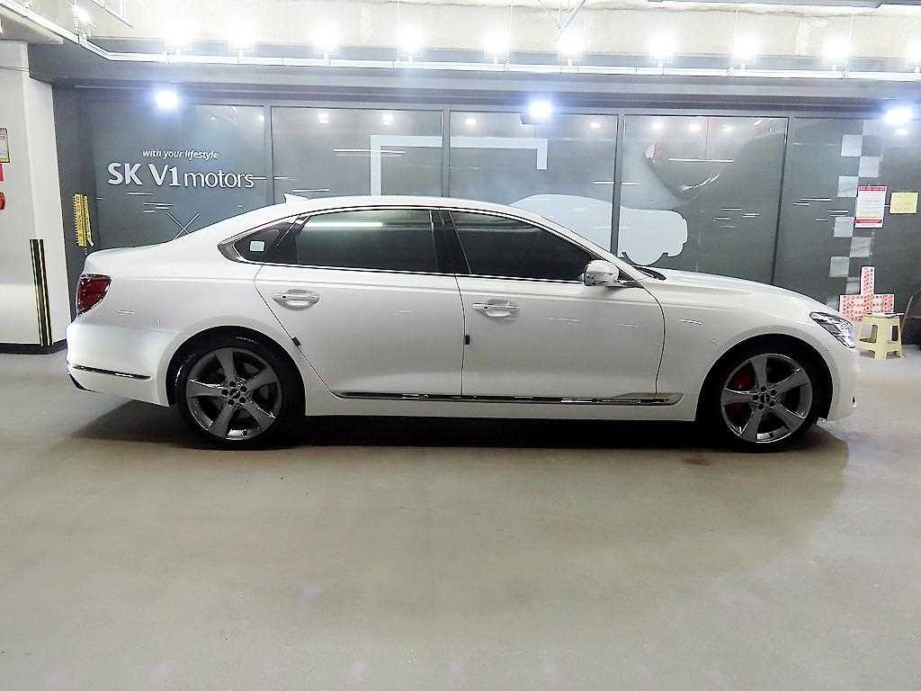 KIA K9 - Vista 4