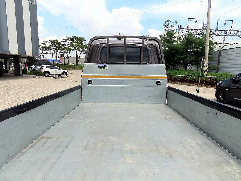Small Truck Cargo (small) 2025 Café - Importación desde Corea - HF Imports Iquique - Foto 17